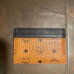 MCM card wallet / excellent condition (see photos)
